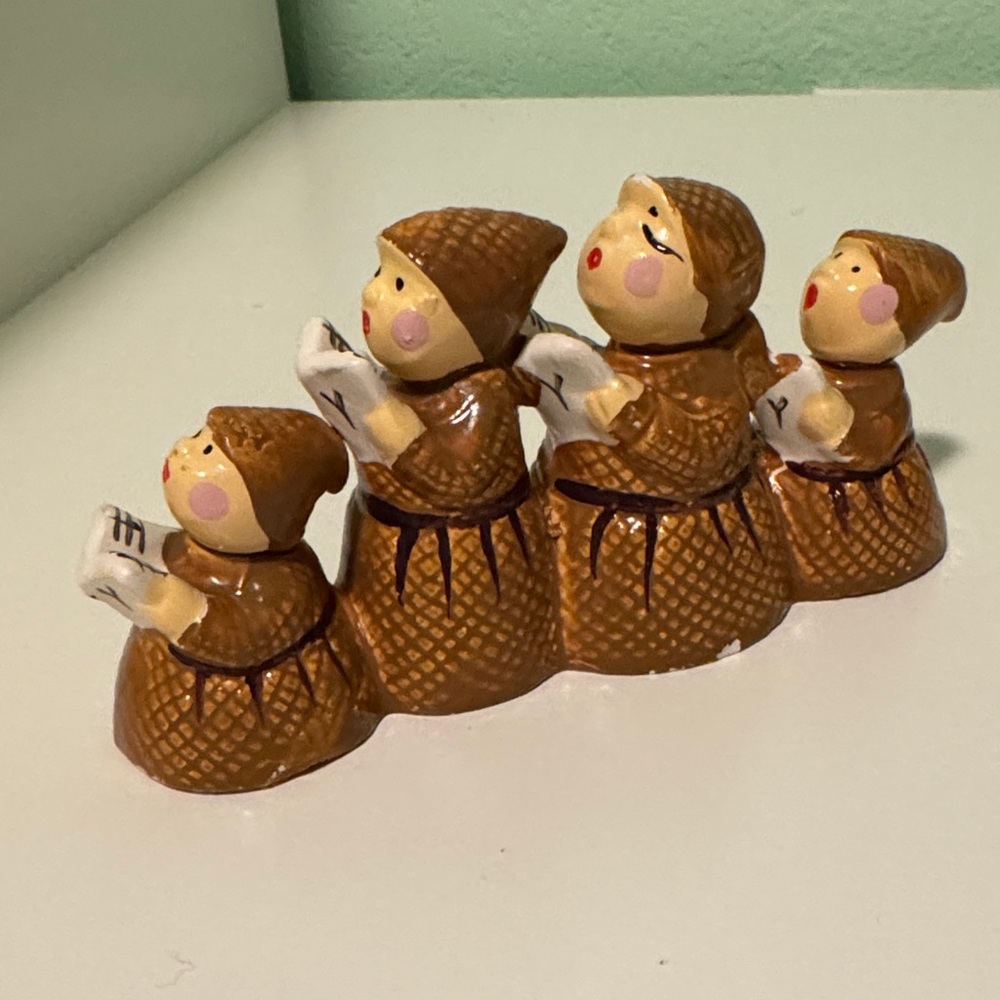 Department 56 Brown and Cream Carolers Set